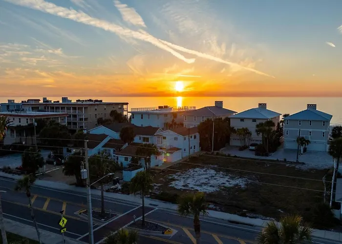 Beep Bop Inn/gulf View/199 Steps To Beach/pets!