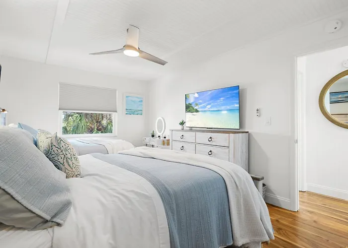 Holiday home Beep Bop Inn/gulf View/199 Steps To Beach/pets! *